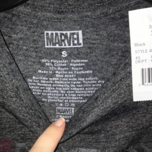 NWT Marvel Spider-Man Comic Book Tee - Picture 2 of 4